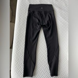 Lululemon in movement 25 inch leggings